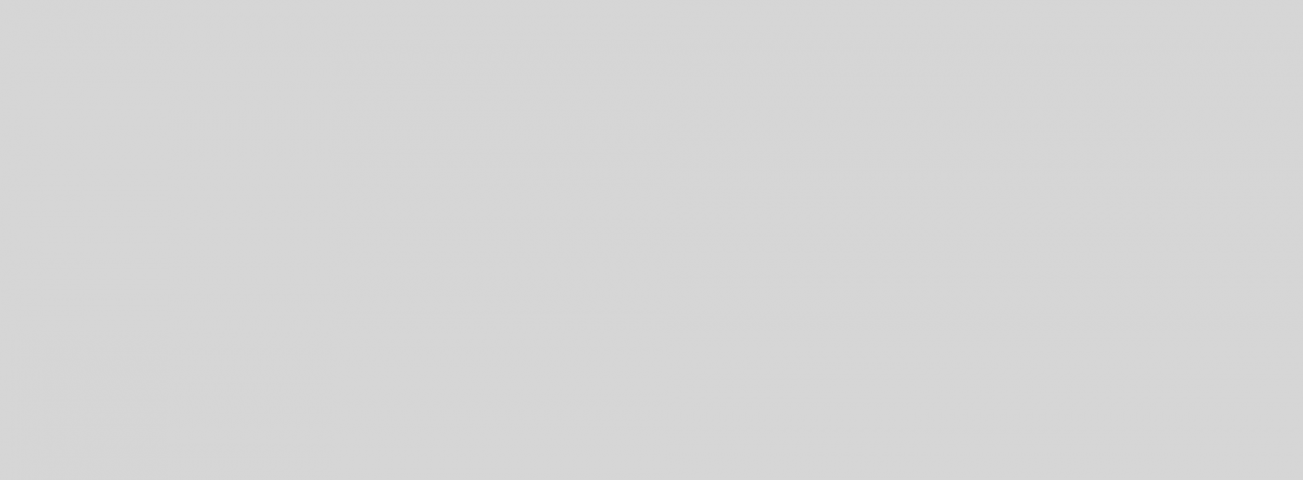 Over classic logo tee